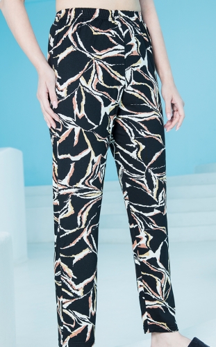 شلوار زنانه راحتی پنبه ای طرحدار(برگ)